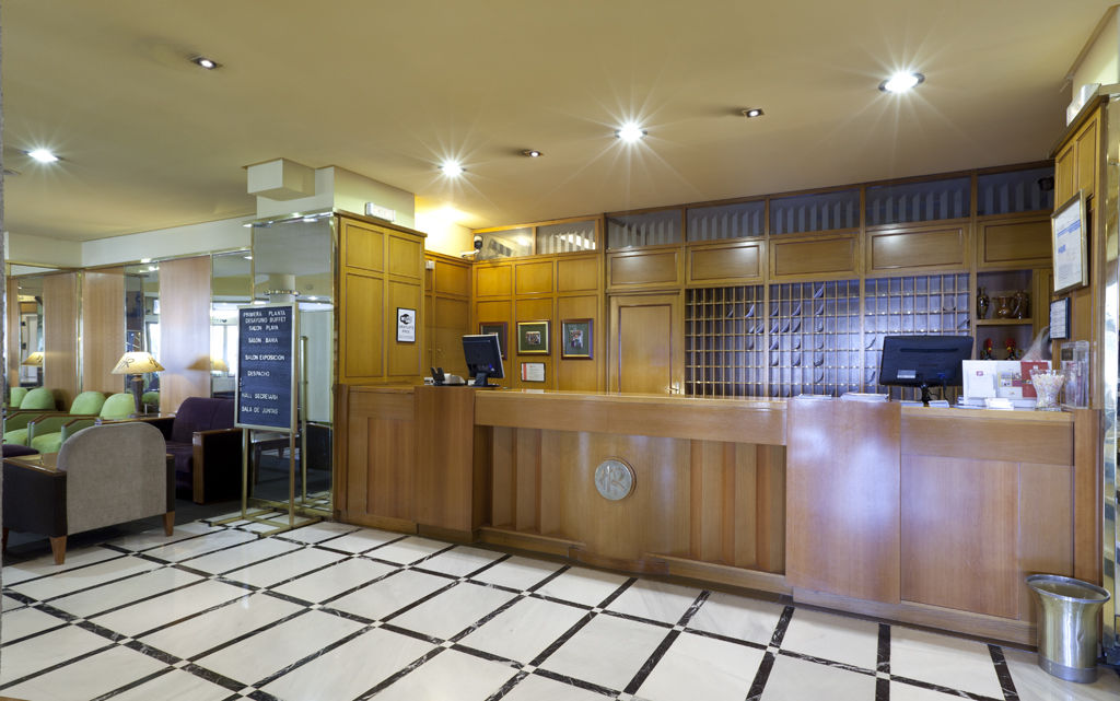 א-קורוניה Hotel Riazor מראה חיצוני תמונה