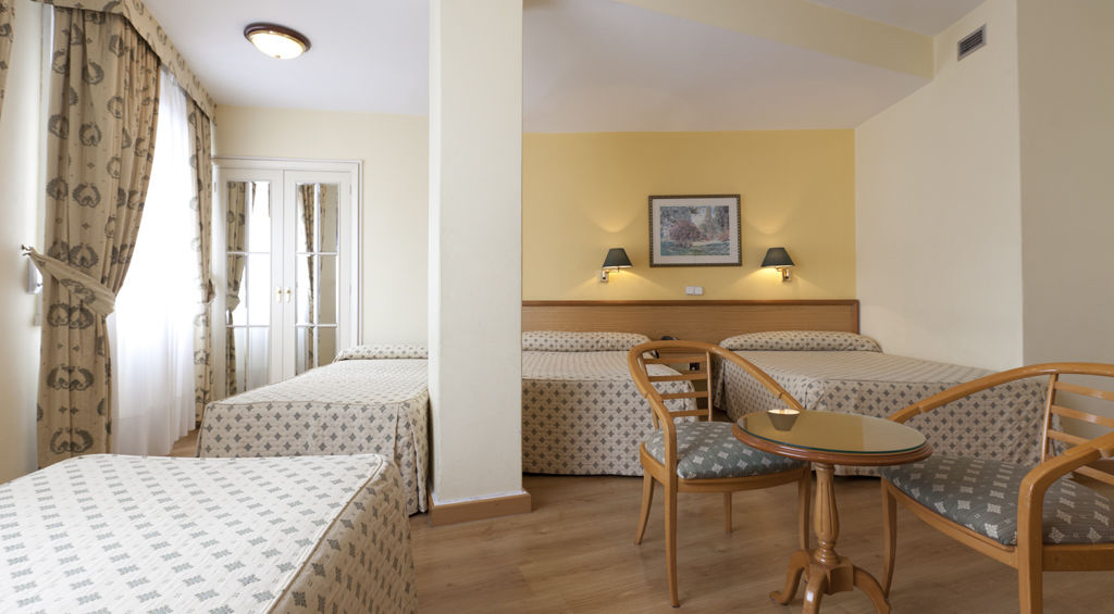 א-קורוניה Hotel Riazor מראה חיצוני תמונה
